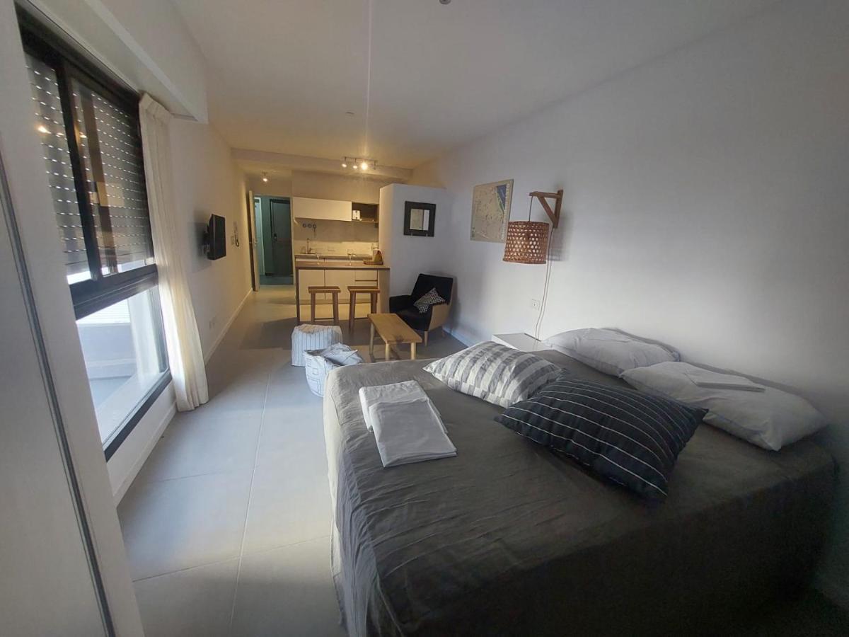 Apartment 3 *